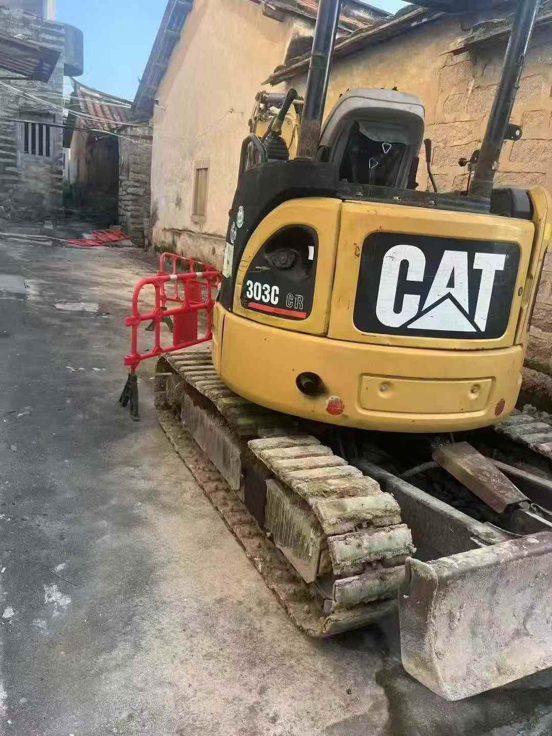 Used Caterpillar 303SR Excavator 2016 Model / 2