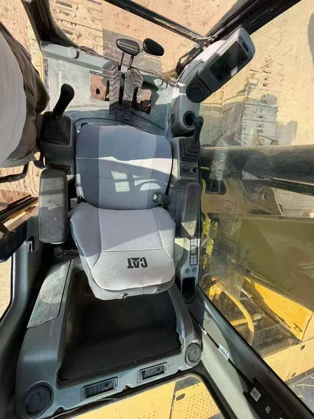 Used Caterpillar 320D Excavator 2016 Model / 9