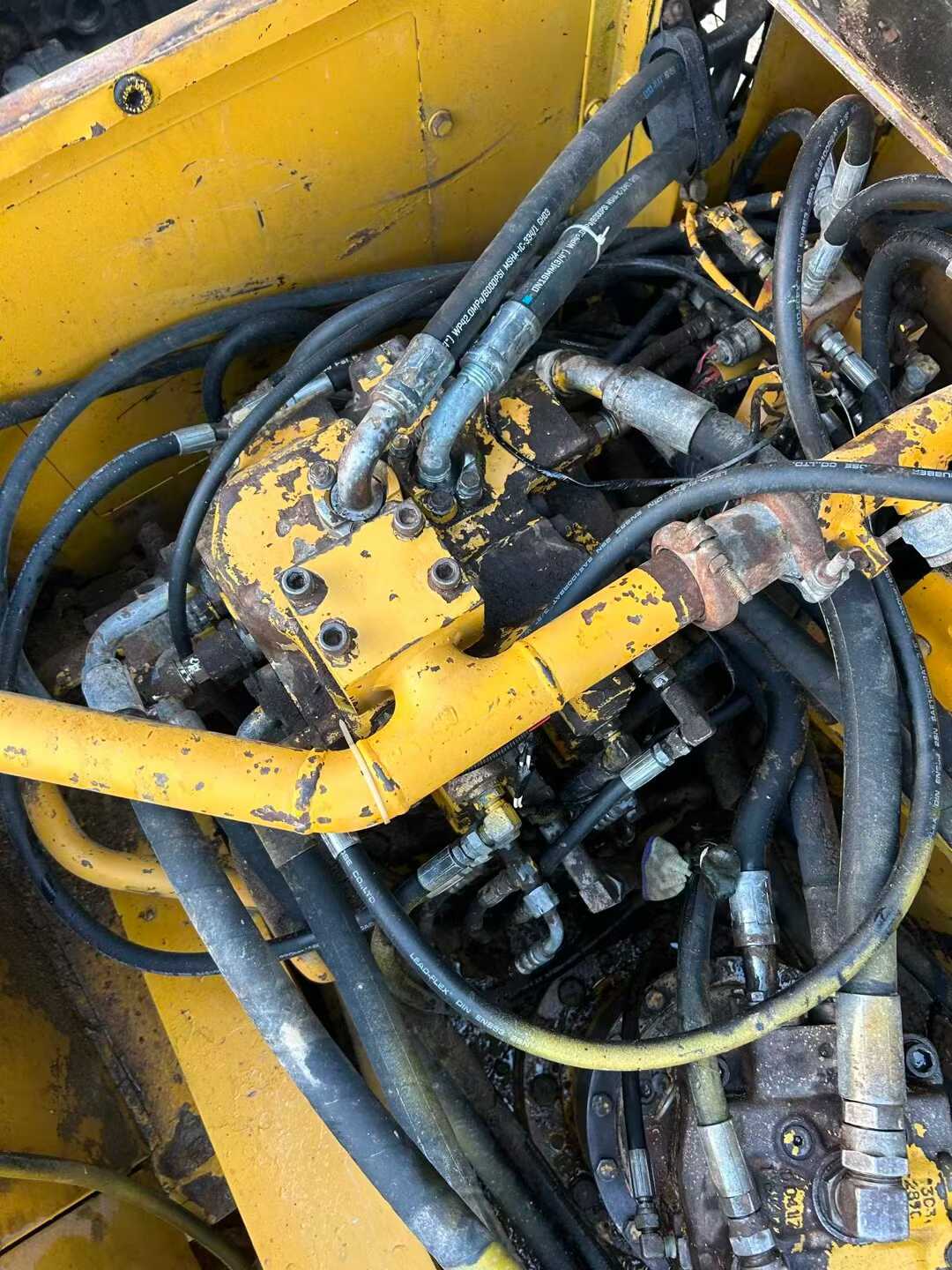 Used Kato HD820 Excavator 2016 Model / 6