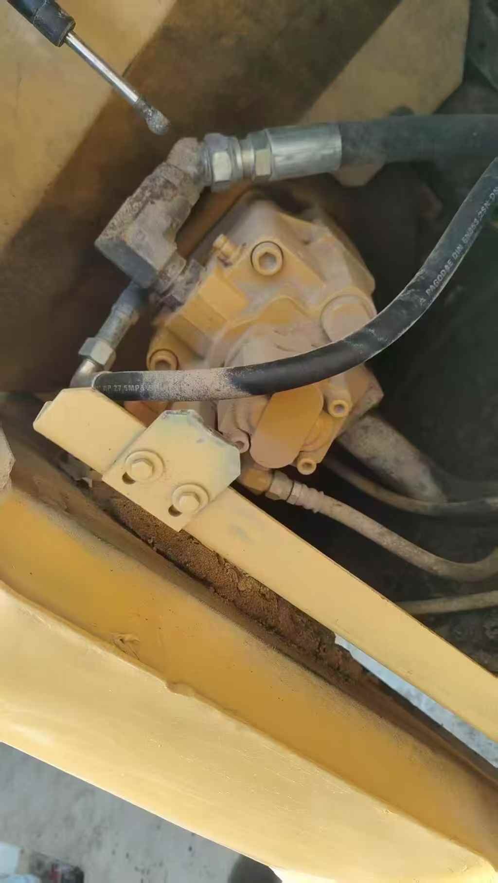 Used Caterpillar 307V2 Excavator 2016 Model / 6