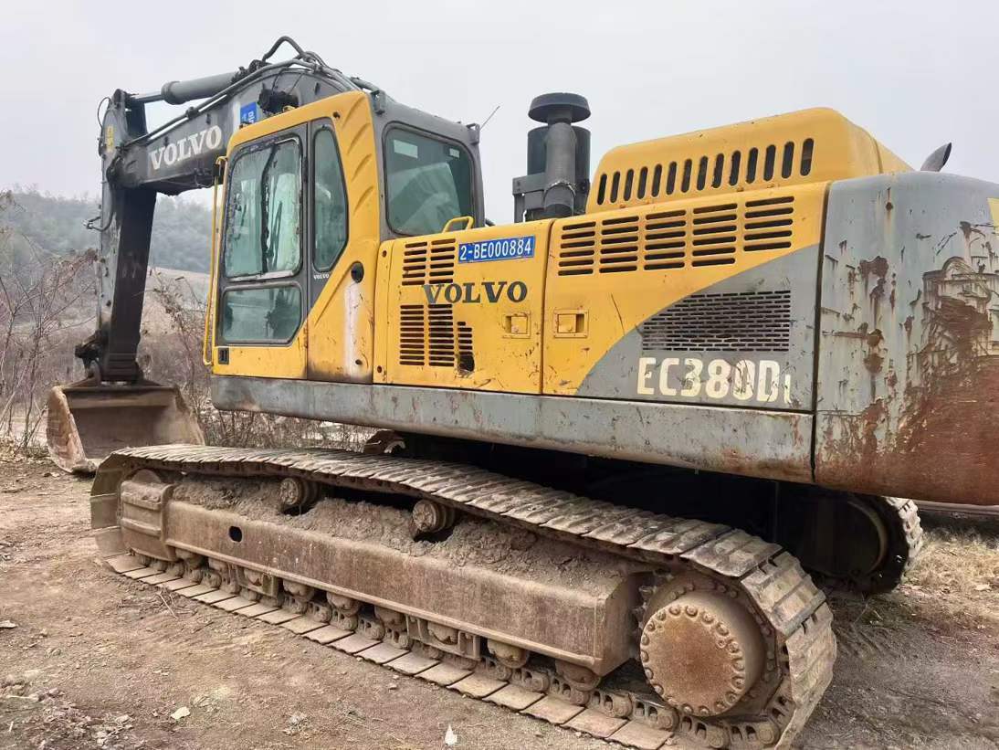 Used Volvo EC60 Excavator 2012 Model / 3