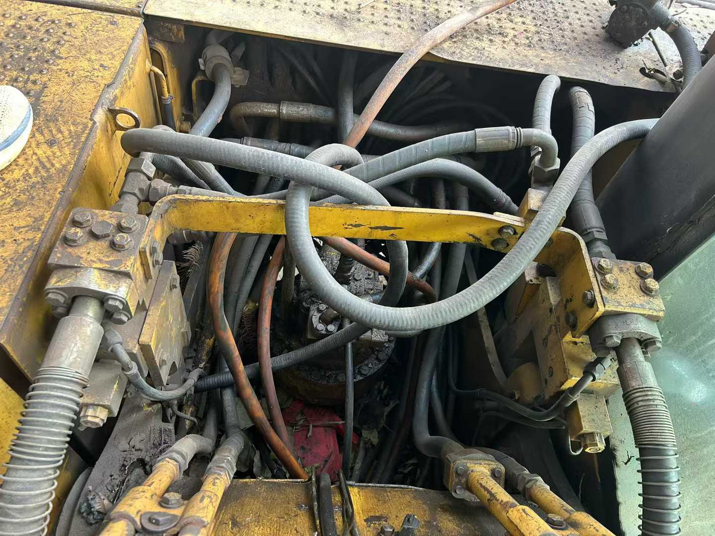 Used Caterpillar 320D Excavator 2016 Model / 3