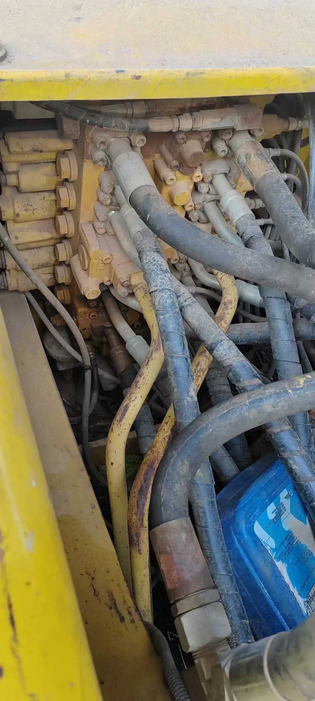 Used Komatsu PW220-7 Excavator 2016 Model / 4