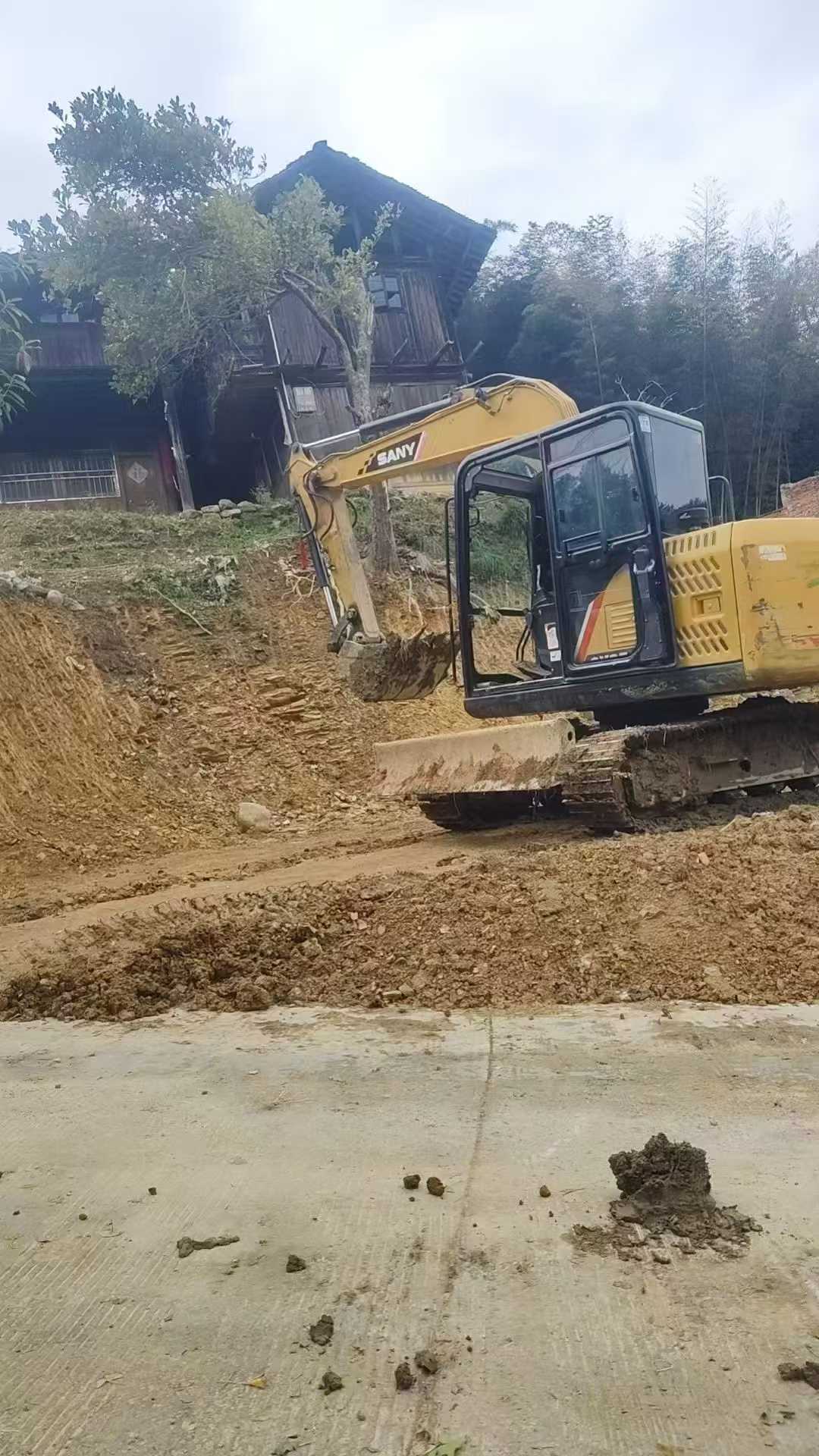 Used Sany SY75 Excavator 2020 Model / 3