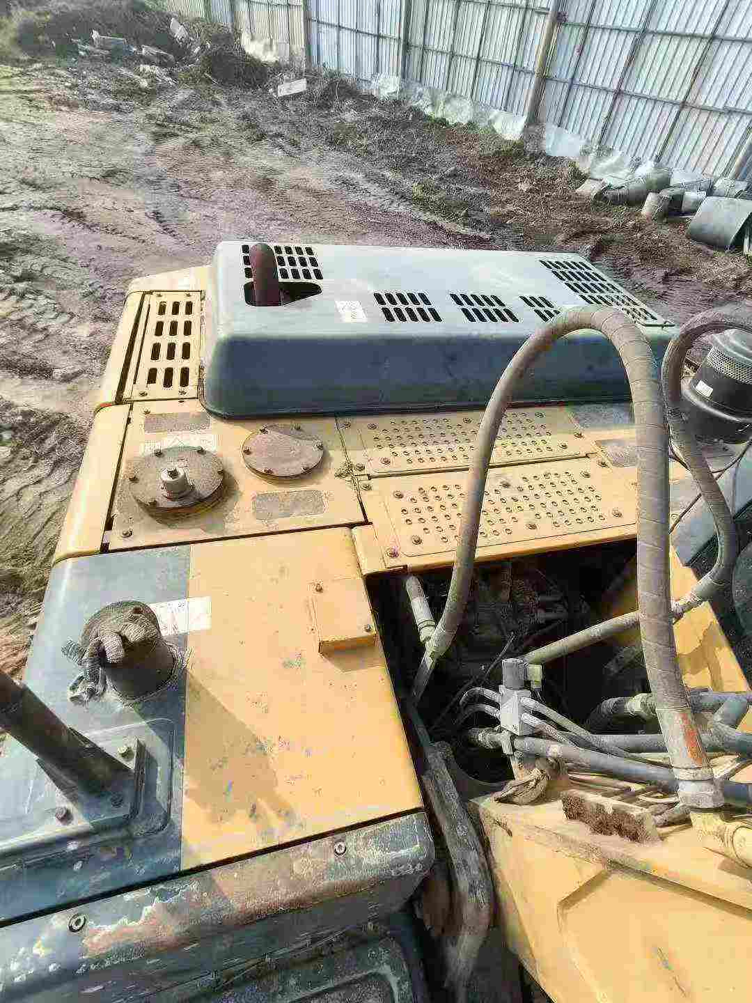 Used XCMG XE215 Excavator 2015 Model / 6