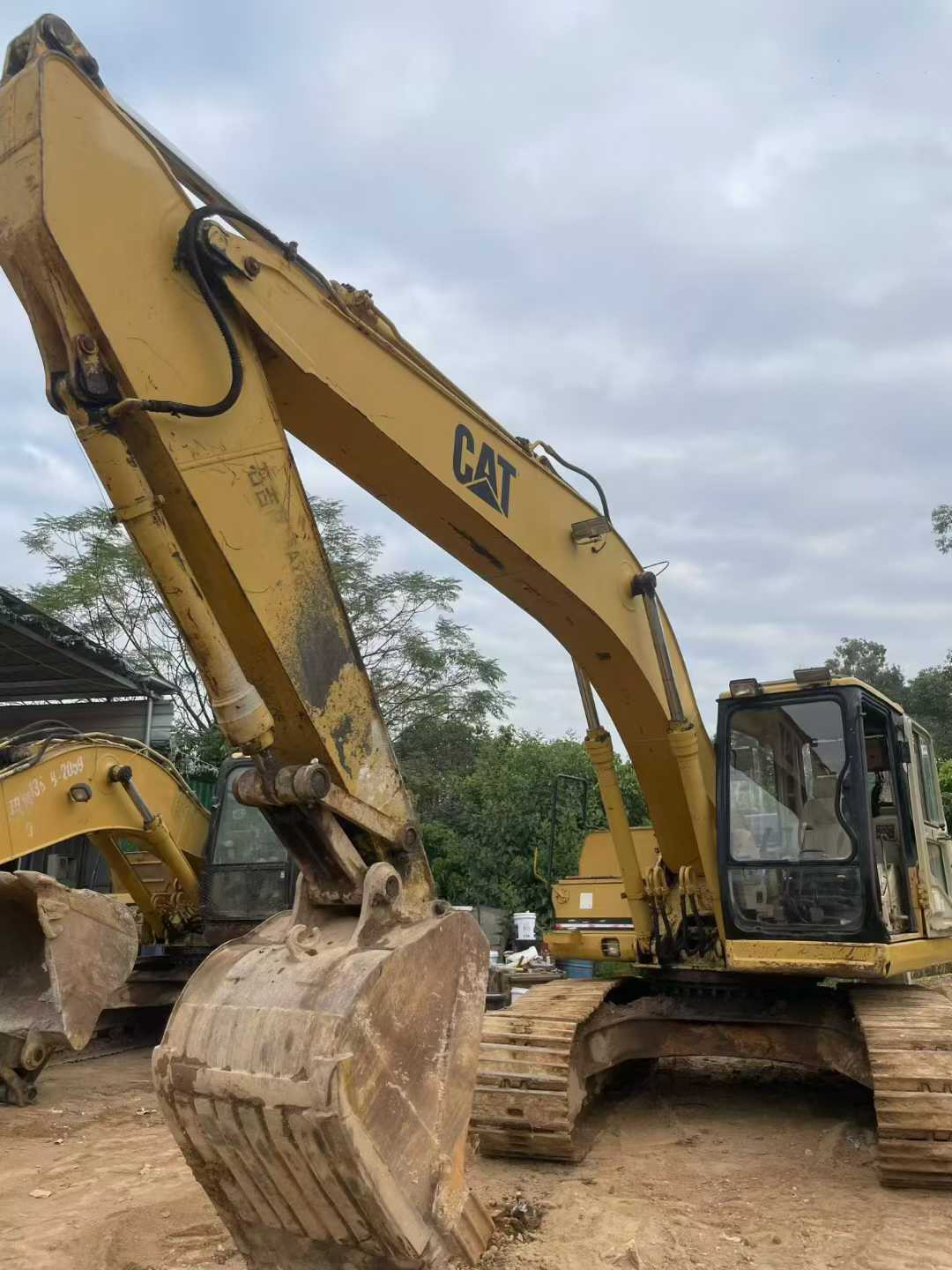 Used Caterpillar CT20 Excavator 2016 Model / 9