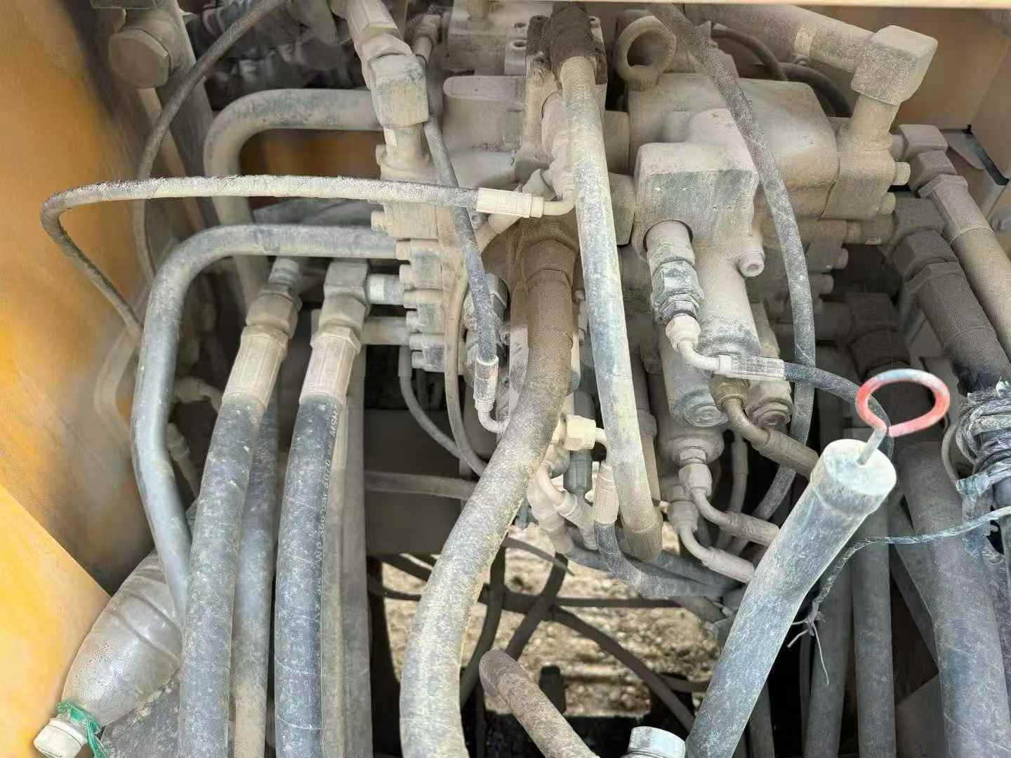 Used Volvo EC200D Excavator 2018 Model / 5