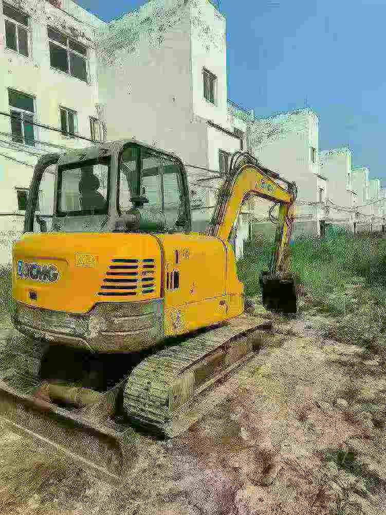 Used XCMG XE60 Excavator 2016 Model / 9