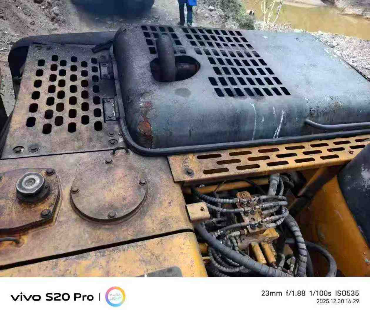 Used Sany SY135 Excavator 2016 Model / 4