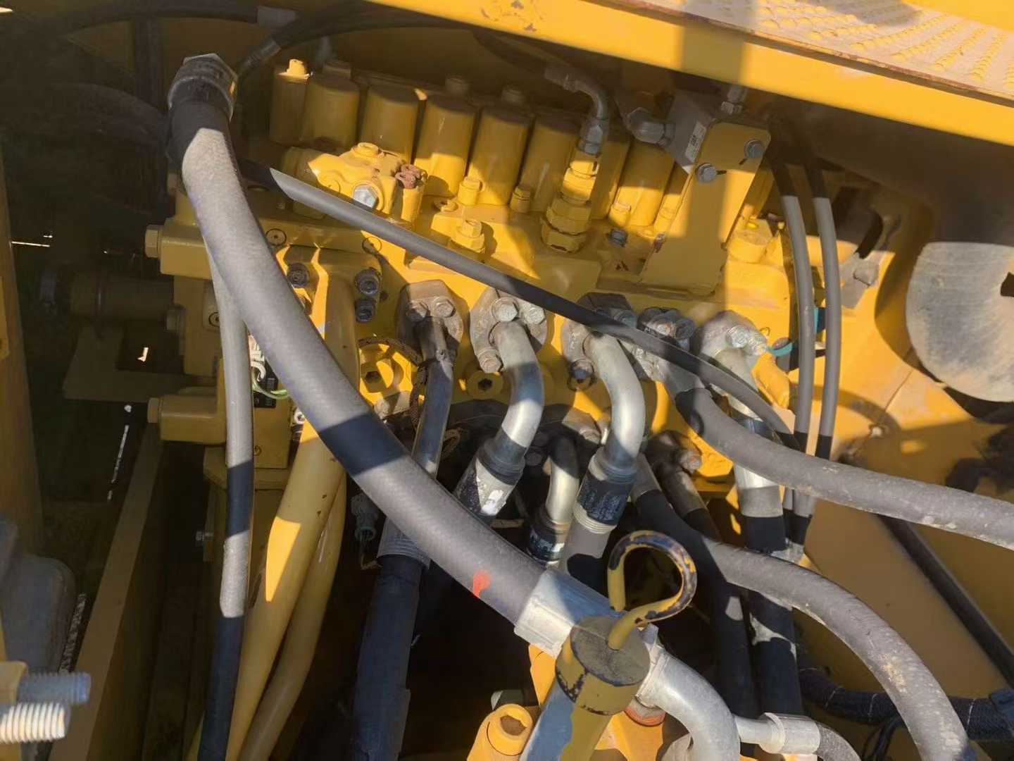 Used Caterpillar 323 Excavator 2018 Model / 6