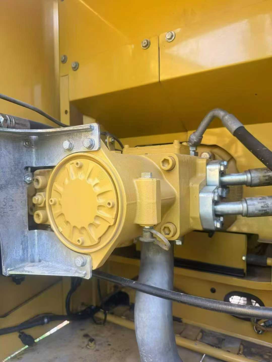 Used Caterpillar 326DL Excavator 2020 Model / 9