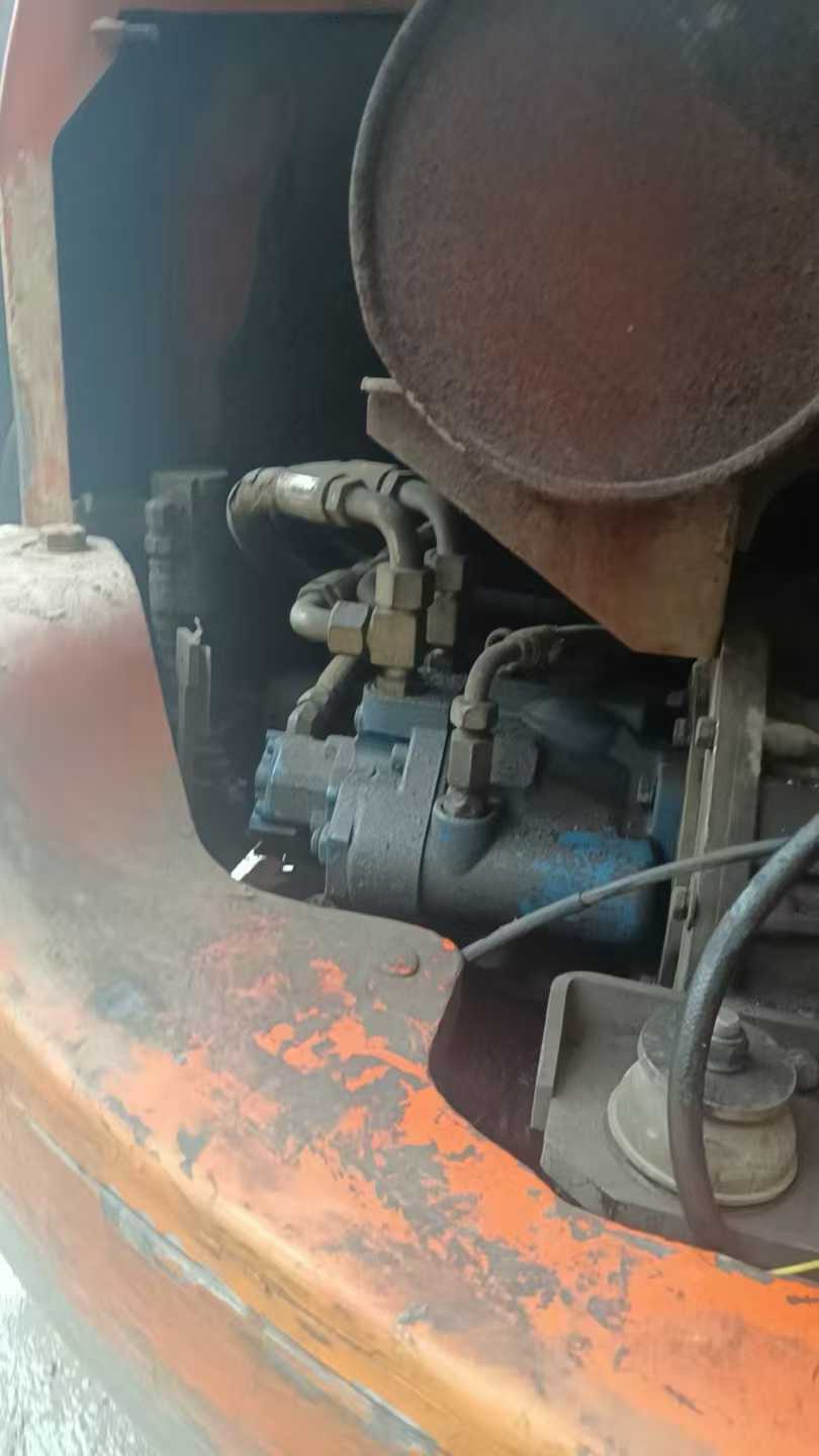 Used Doosan DX80 Excavator 2014 Model / 3