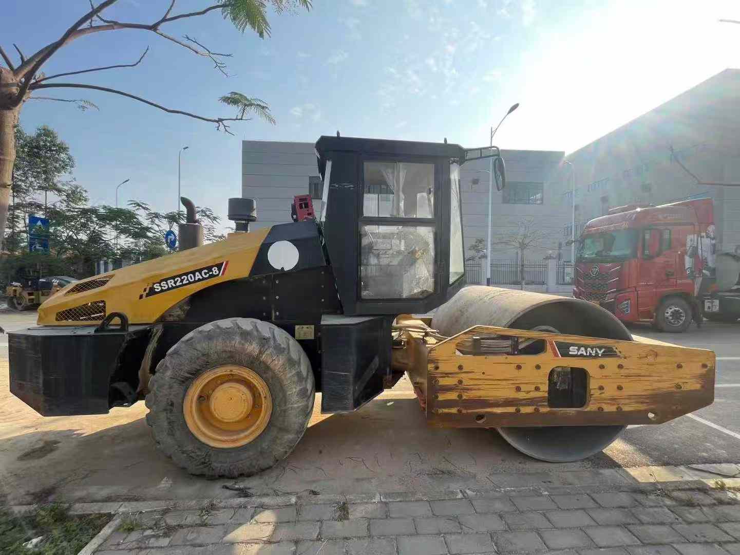 Used Sany SY220C Excavator 2018 Model / 3