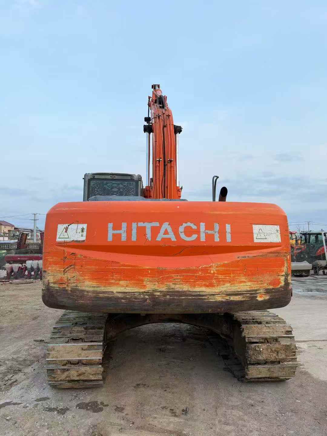 Used Hitachi ZAXIS200 Excavator 2011 Model / 3