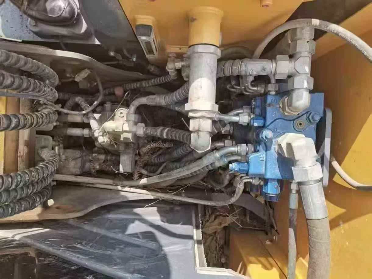 Used XCMG XE75WD Excavator 2022 Model / 6