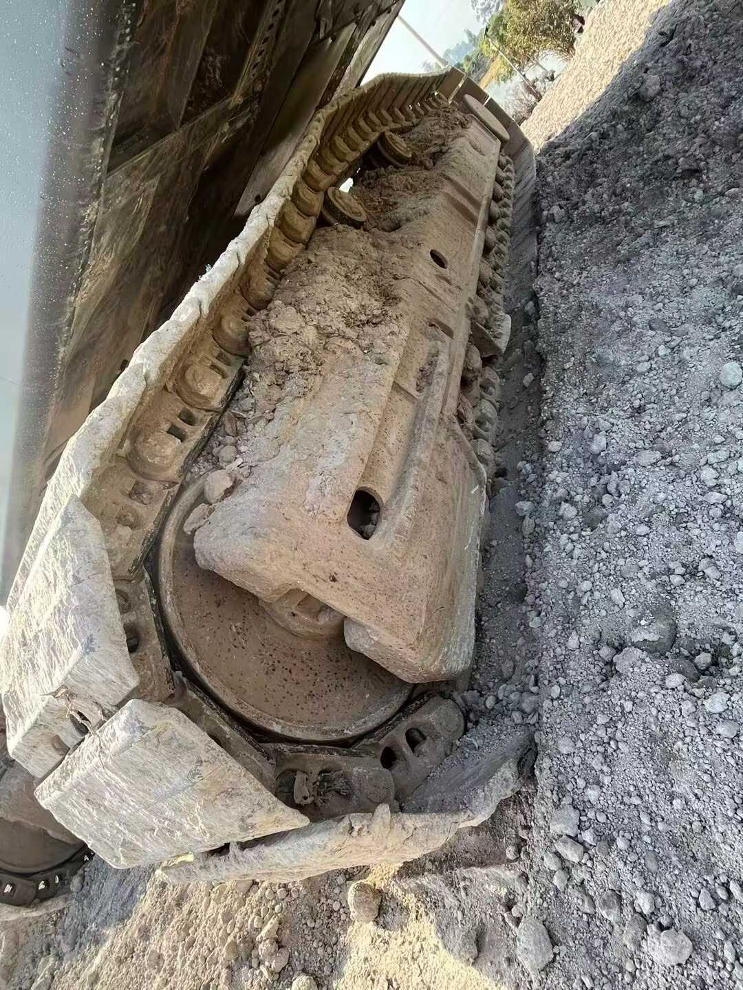 Used Doosan DL420 Excavator 2021 Model / 4