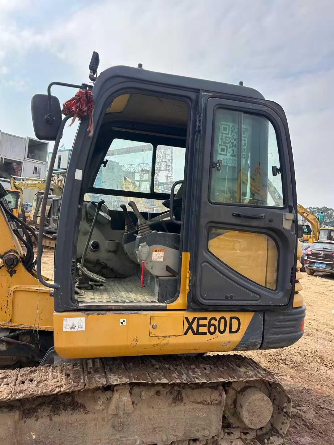 Used XCMG XE55U Excavator 2019 Model / 4