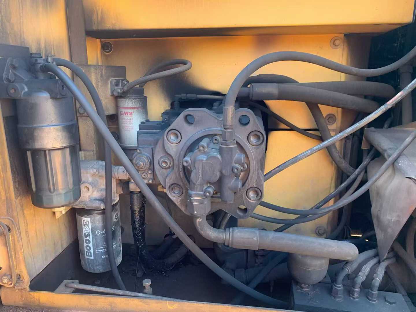 Used Caterpillar CT220-8 Excavator 2015 Model / 5