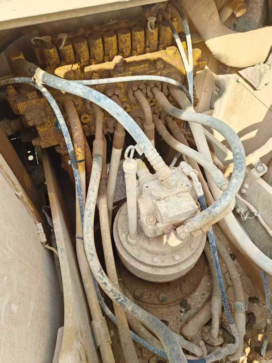 Used Caterpillar 323 Excavator 2021 Model / 4