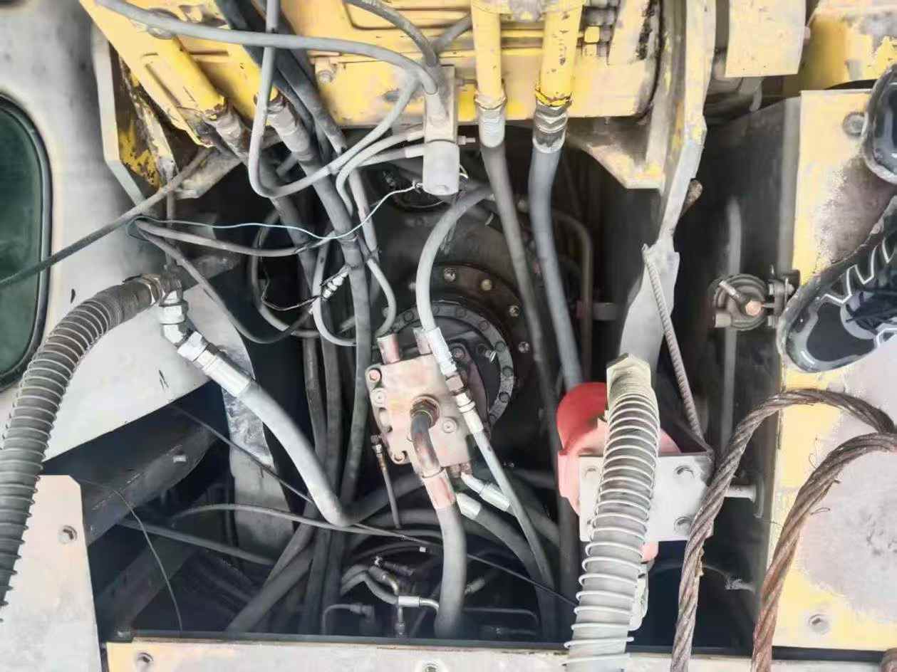 Used Sumitomo SH200 Excavator 2016 Model / 8