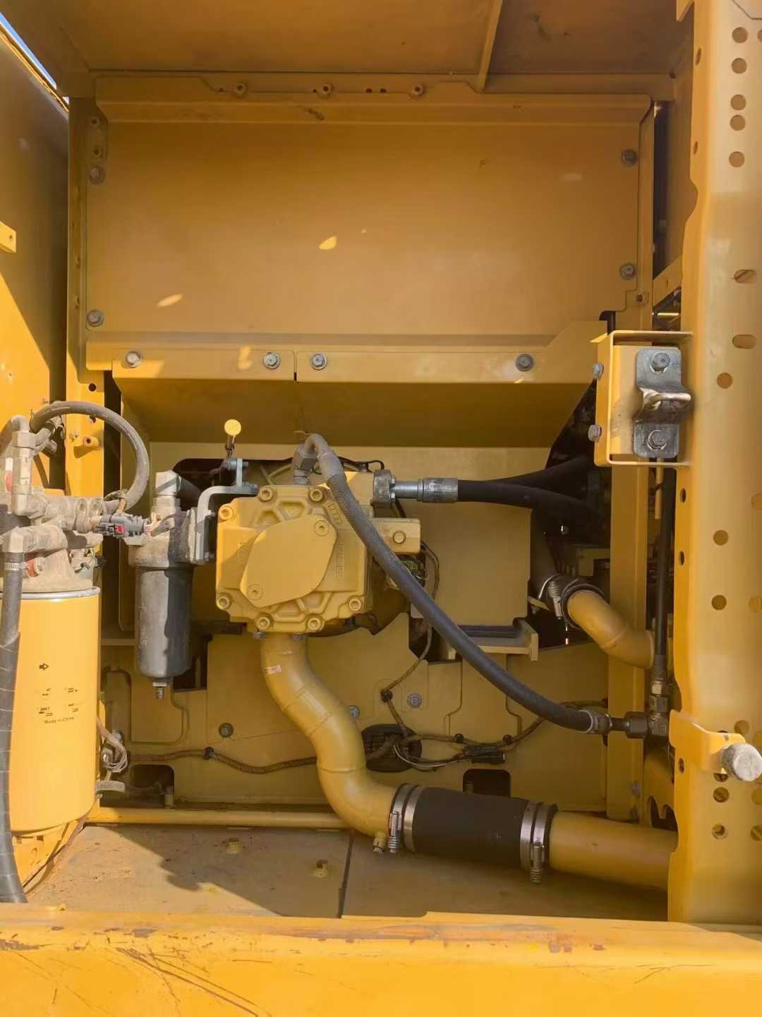 Used Caterpillar 323 Excavator 2018 Model / 7