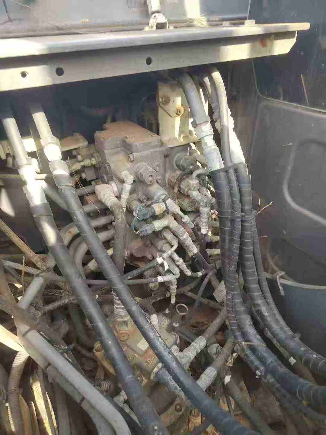 Used Sumitomo SH300 Excavator 2018 Model / 4