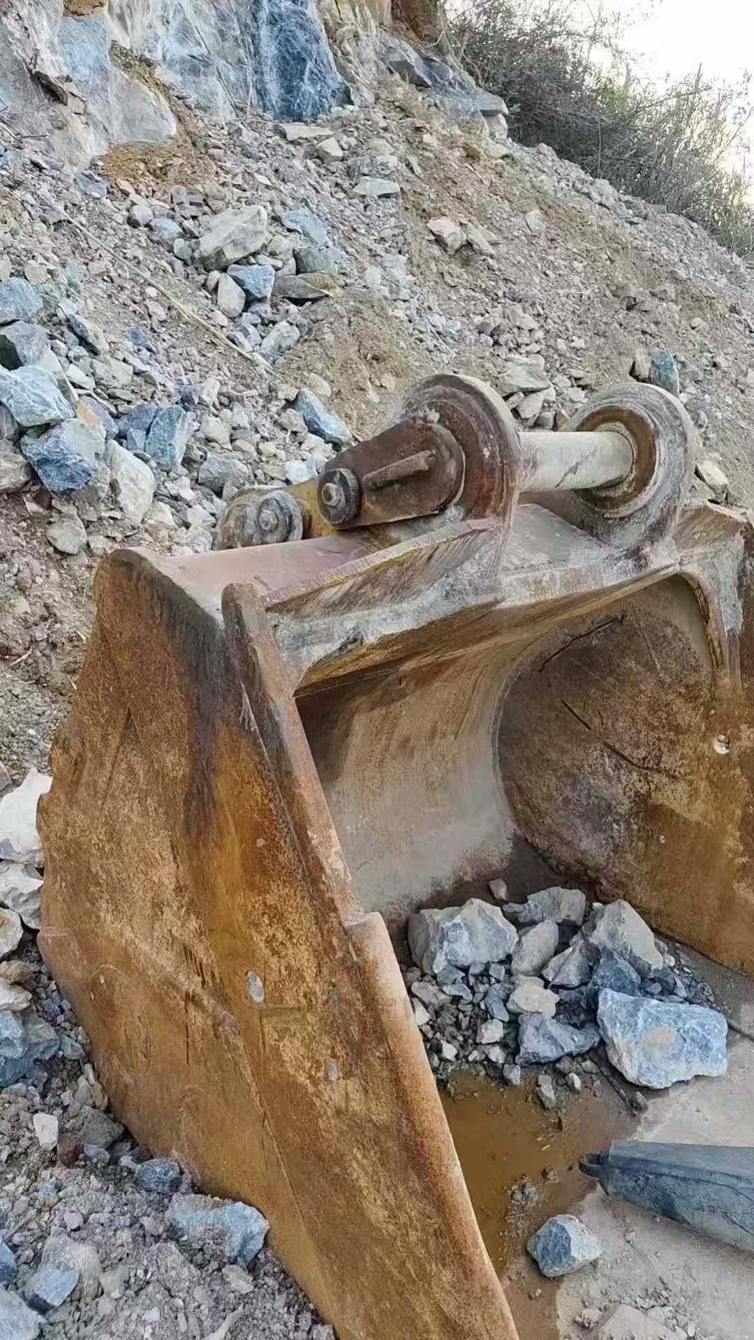 Used Caterpillar 349FL Excavator 2017 Model / 3