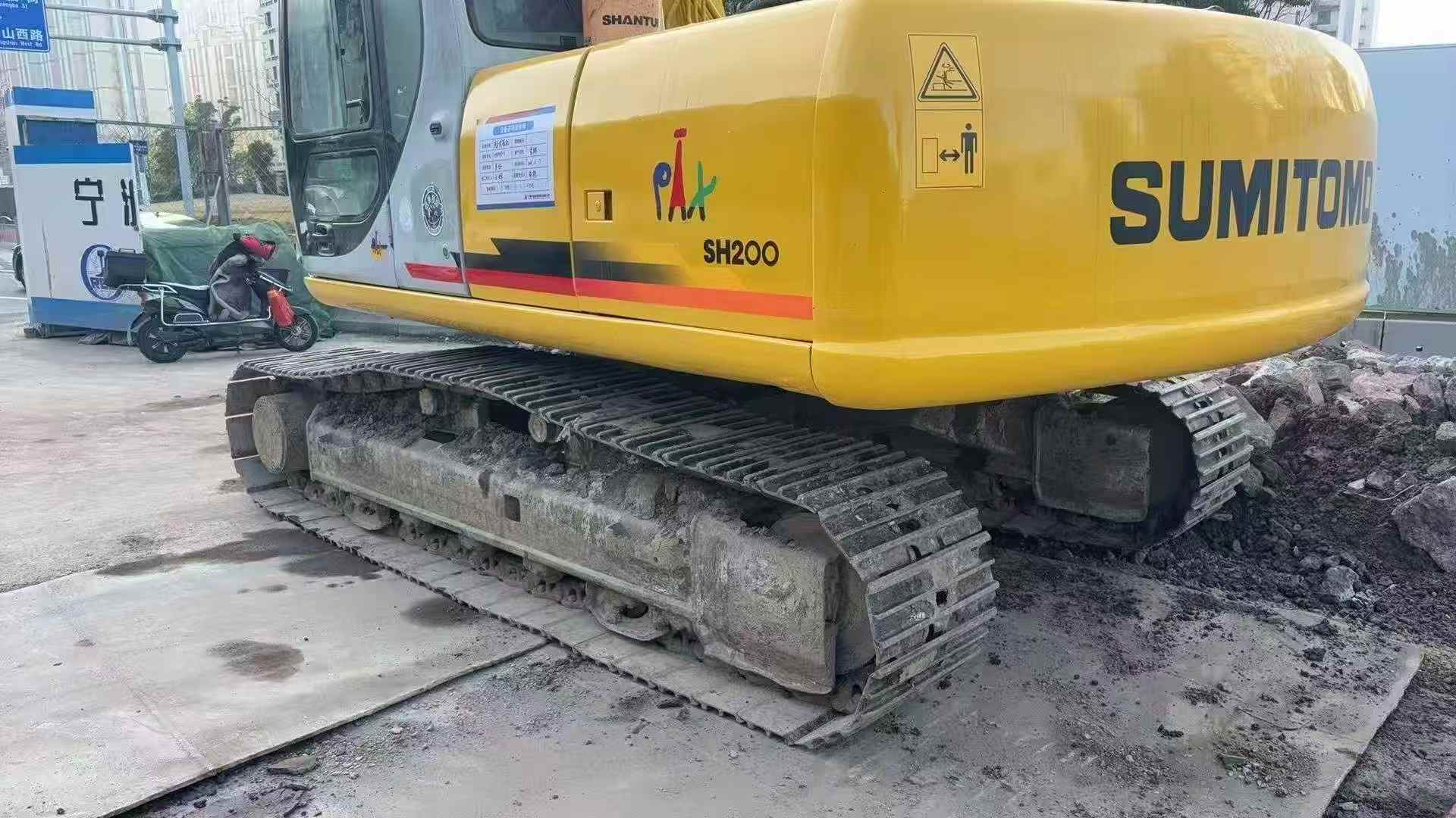 Used Sumitomo SH200 Excavator 2016 Model / 6