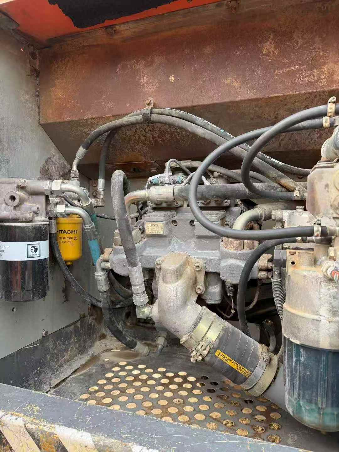 Used Hitachi ZAXIS200 Excavator 2011 Model / 5