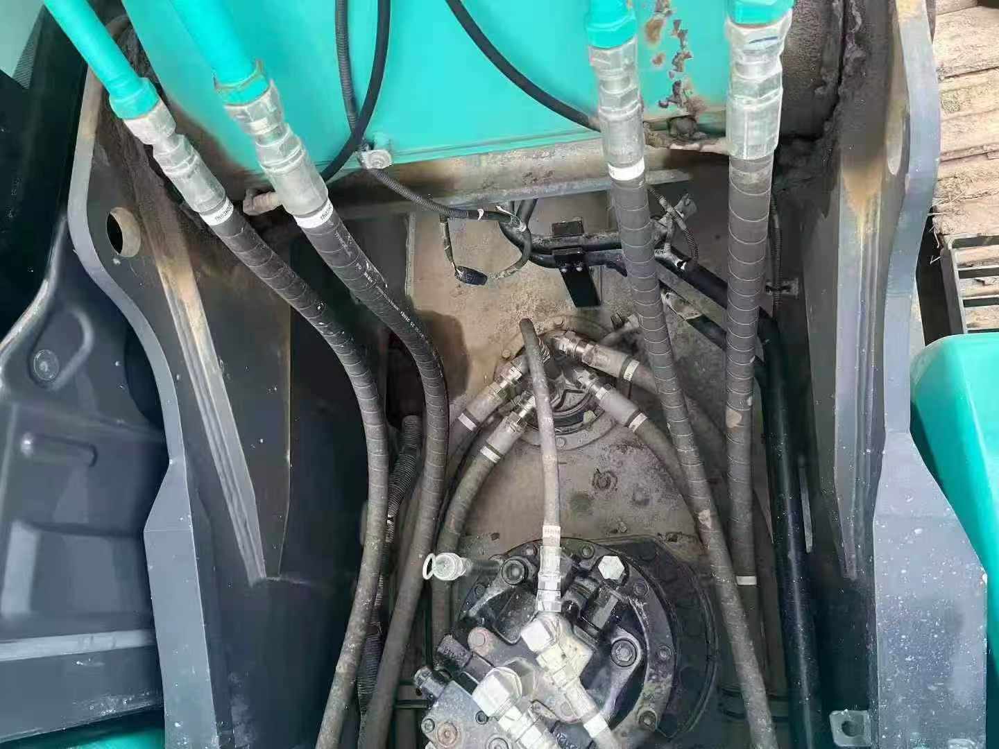 Used Kobelco SK200 Excavator 2023 Model / 5