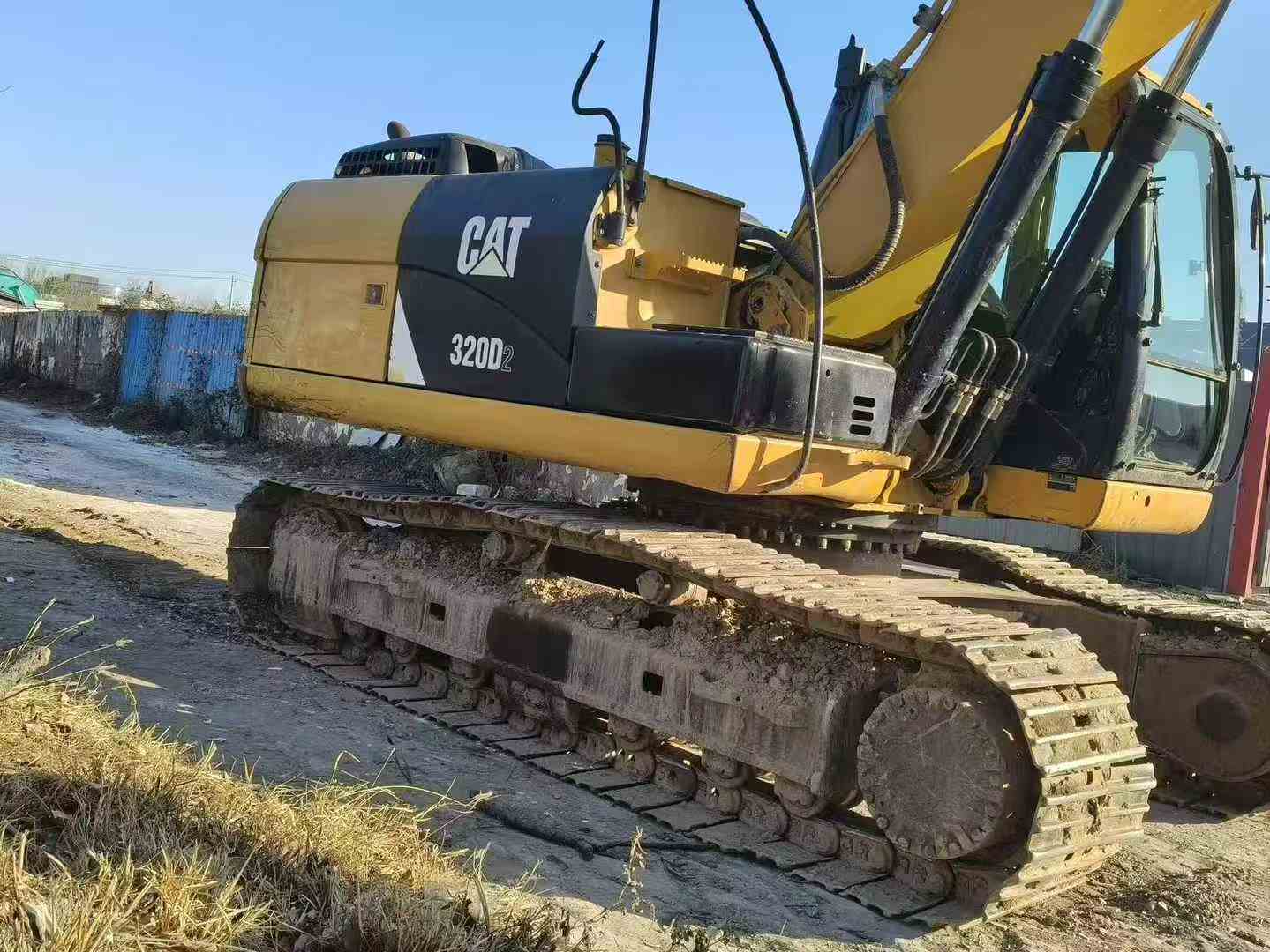 Used Caterpillar 320D Excavator 2015 Model / 3