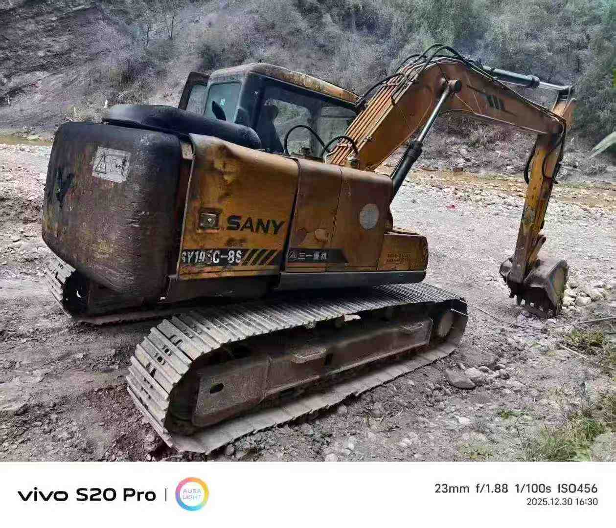 Used Sany SY135 Excavator 2016 Model / 7