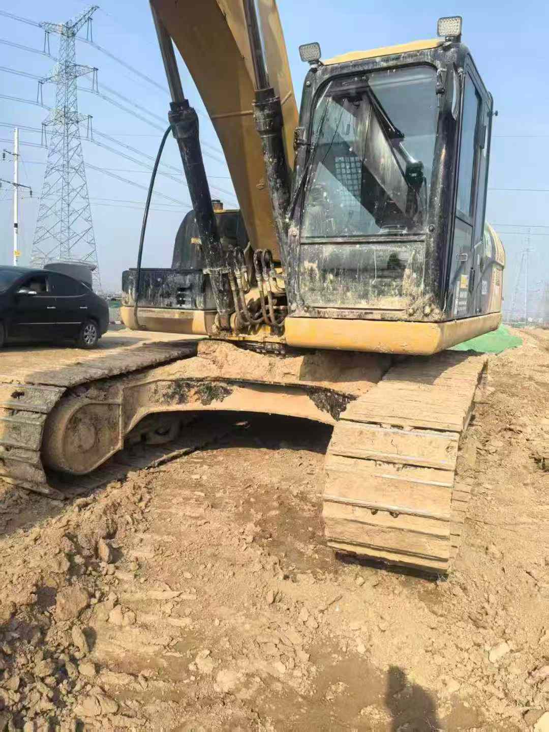 Used Caterpillar 323 Excavator 2017 Model / 7