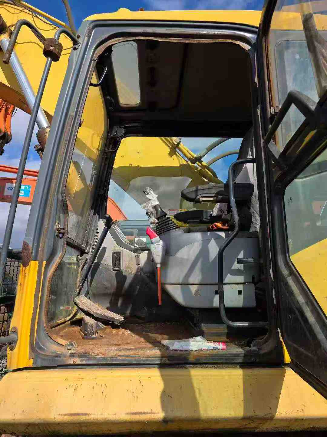 Used Komatsu PC60-7 Excavator 2016 Model / 2