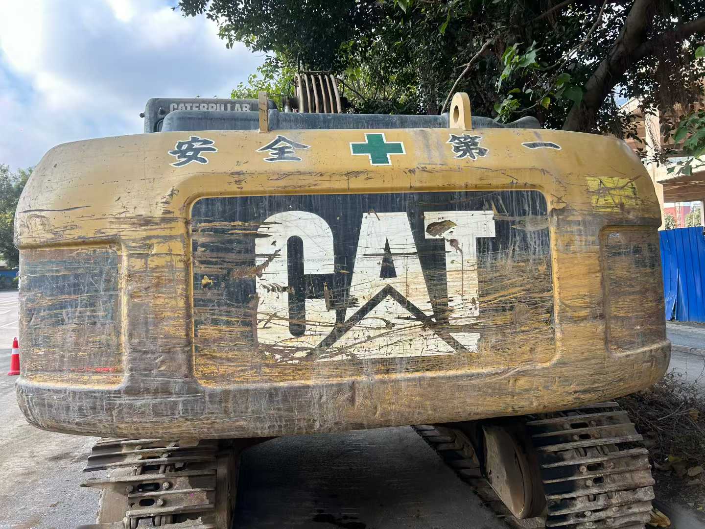 Used Caterpillar 320D Excavator 2016 Model / 8