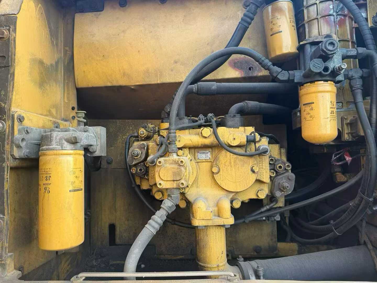 Used Caterpillar CT20 Excavator 2016 Model / 6