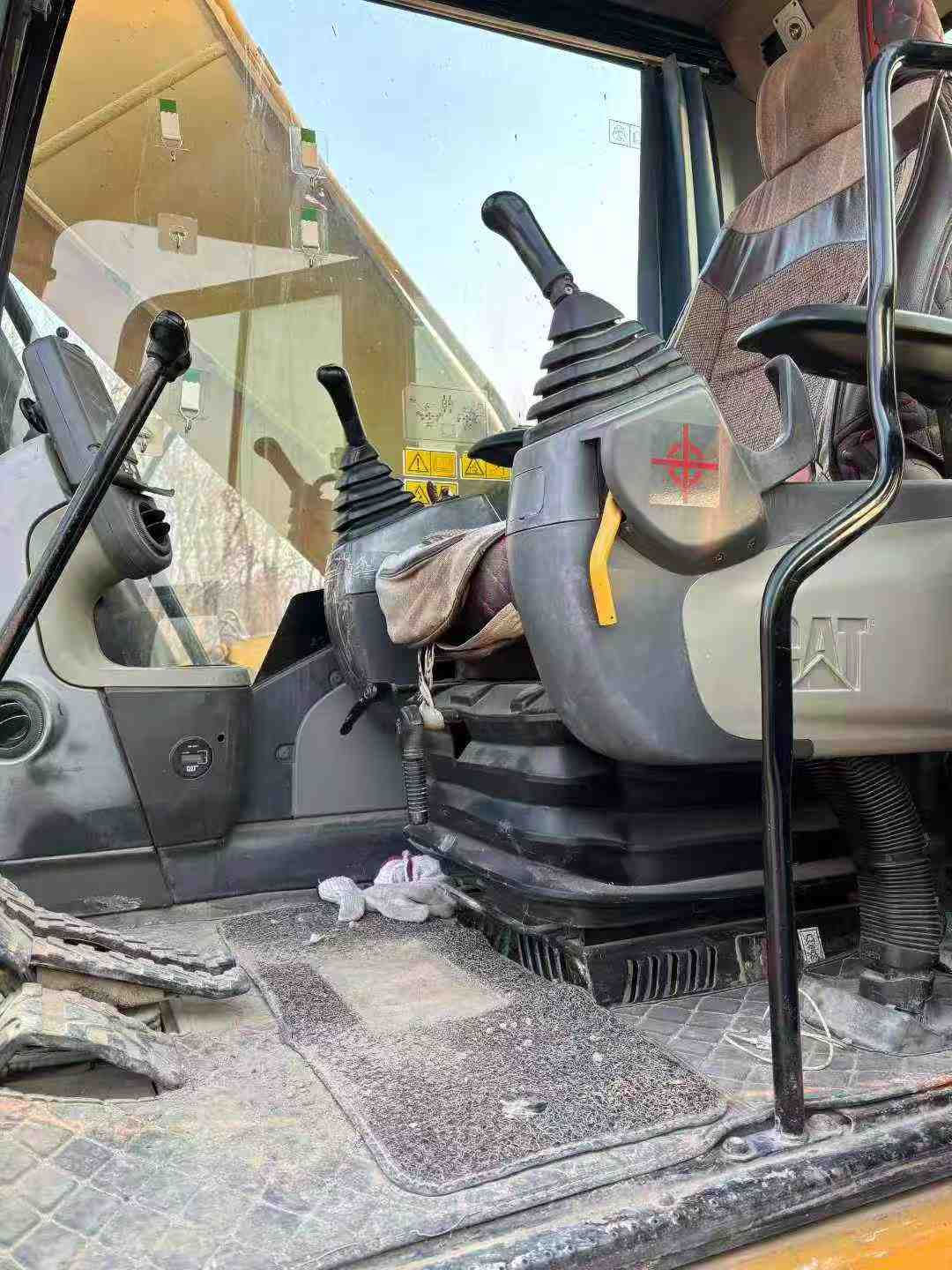 Used Caterpillar CT20 Excavator 2012 Model / 9