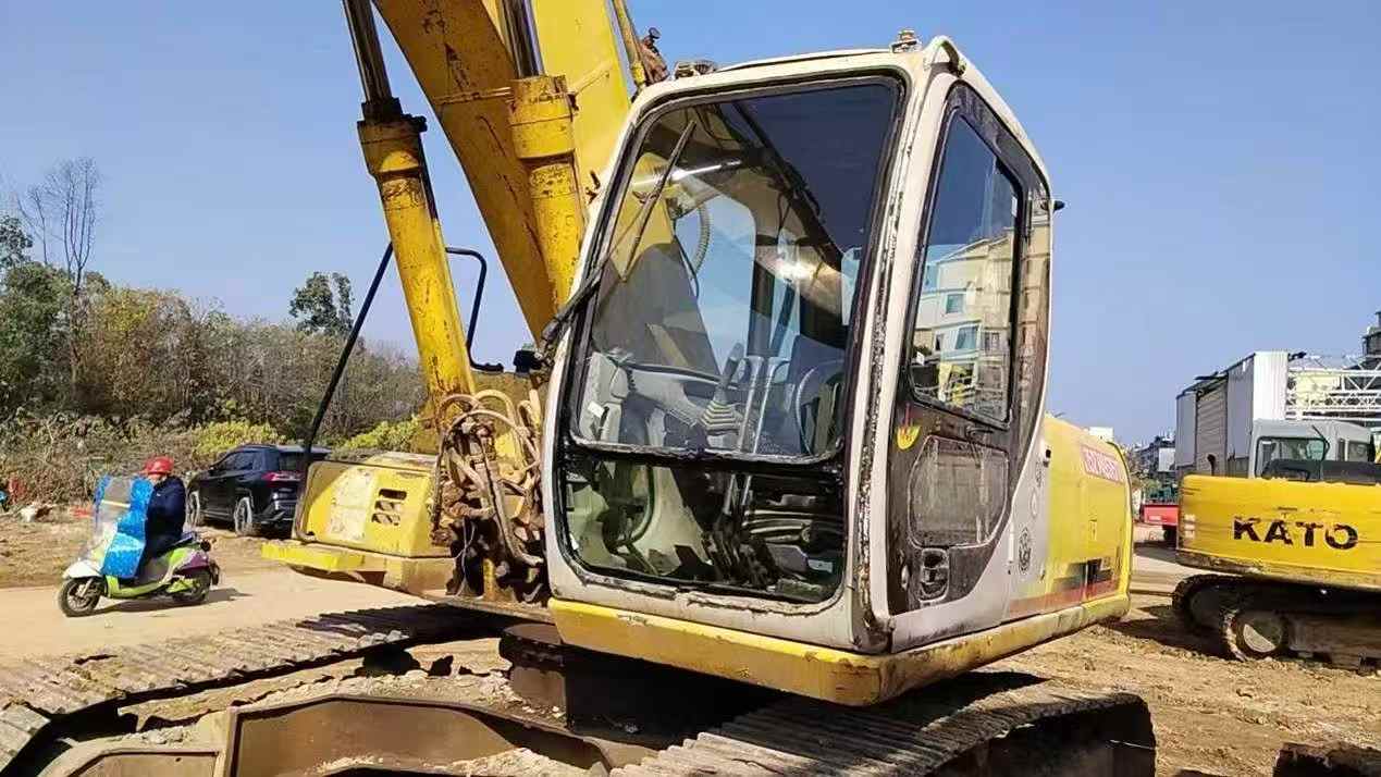 Used Sumitomo SH200 Excavator 2016 Model / 2