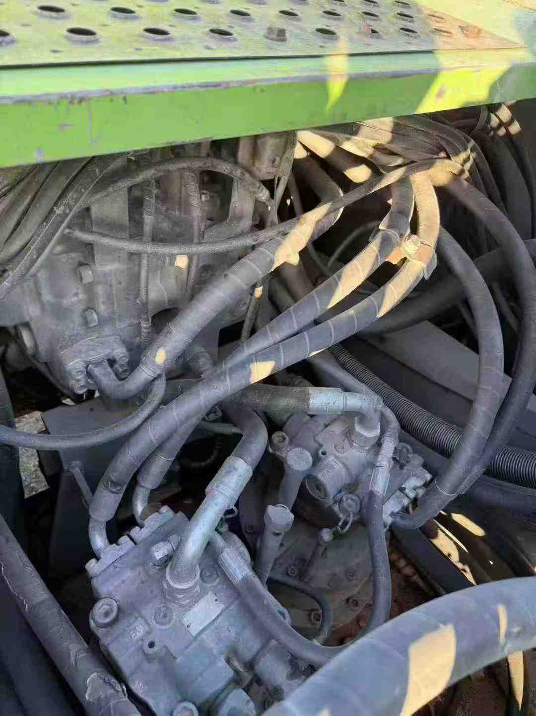 Used Hitachi ZX520LC Excavator 2016 Model / 7