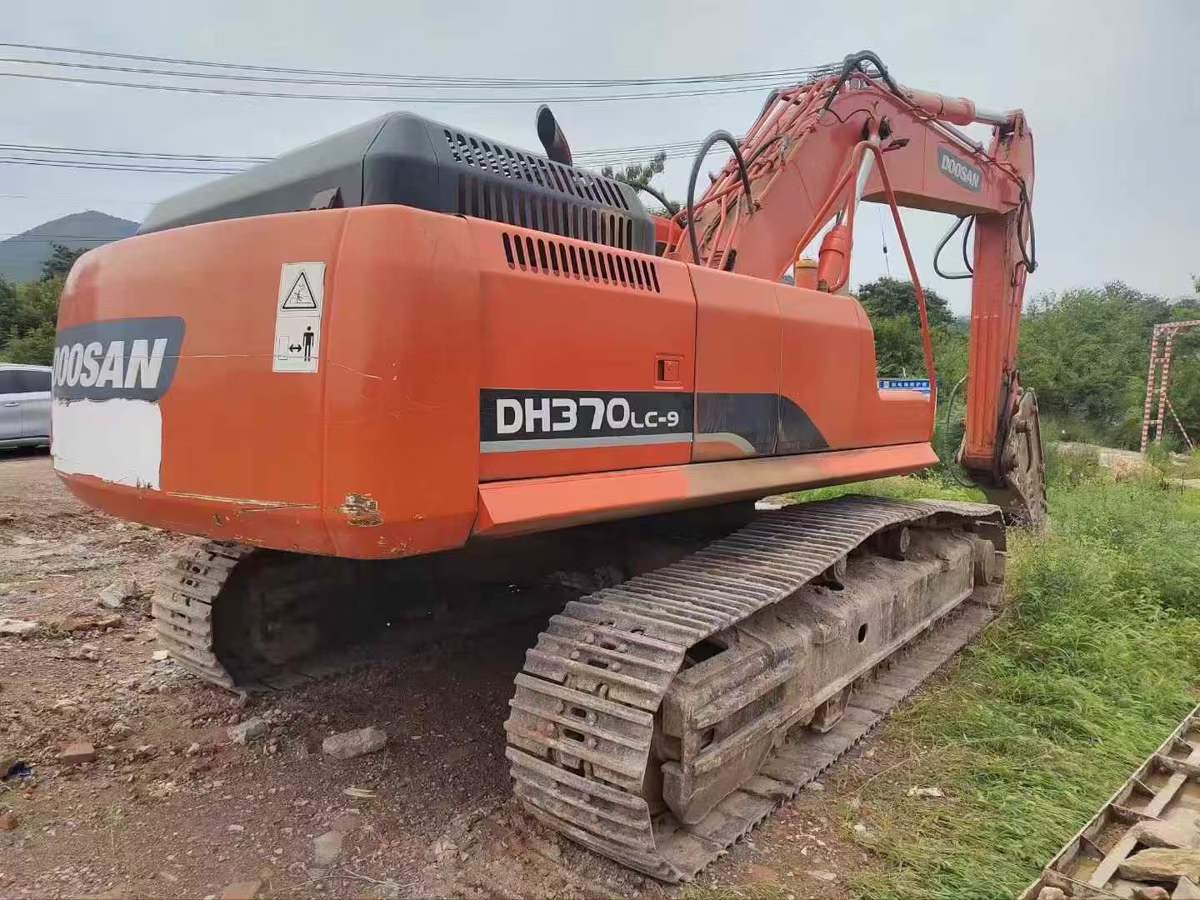 Used Doosan DH70 Excavator 2016 Model / 3