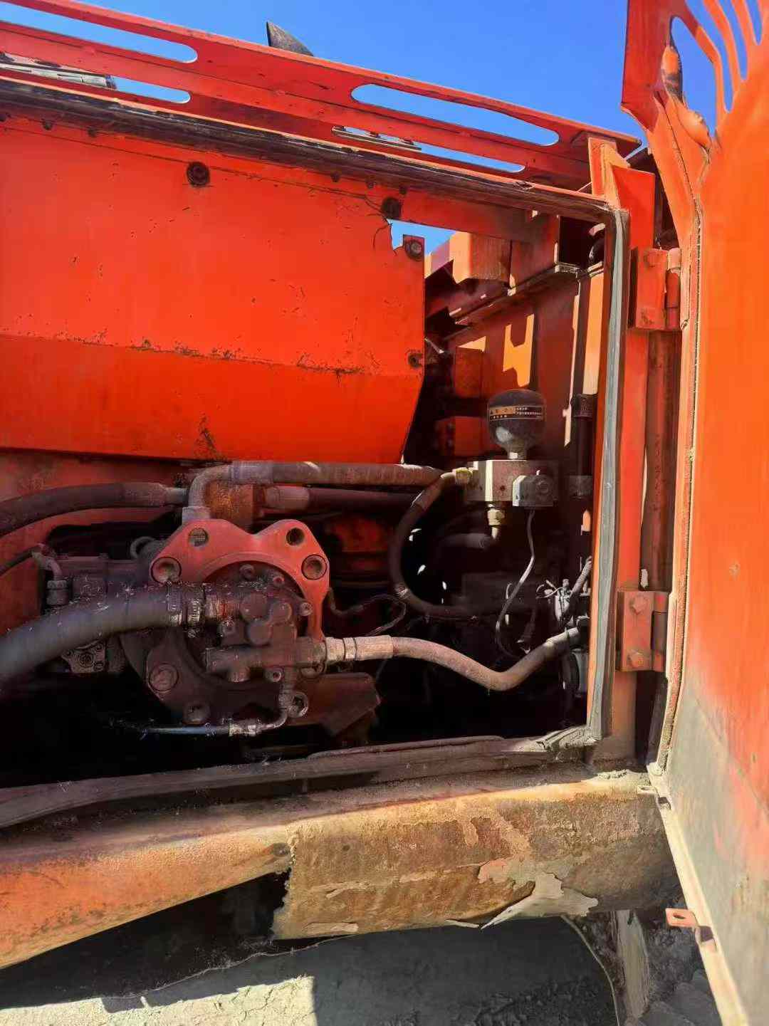 Used Doosan DX15 Excavator 2016 Model / 8