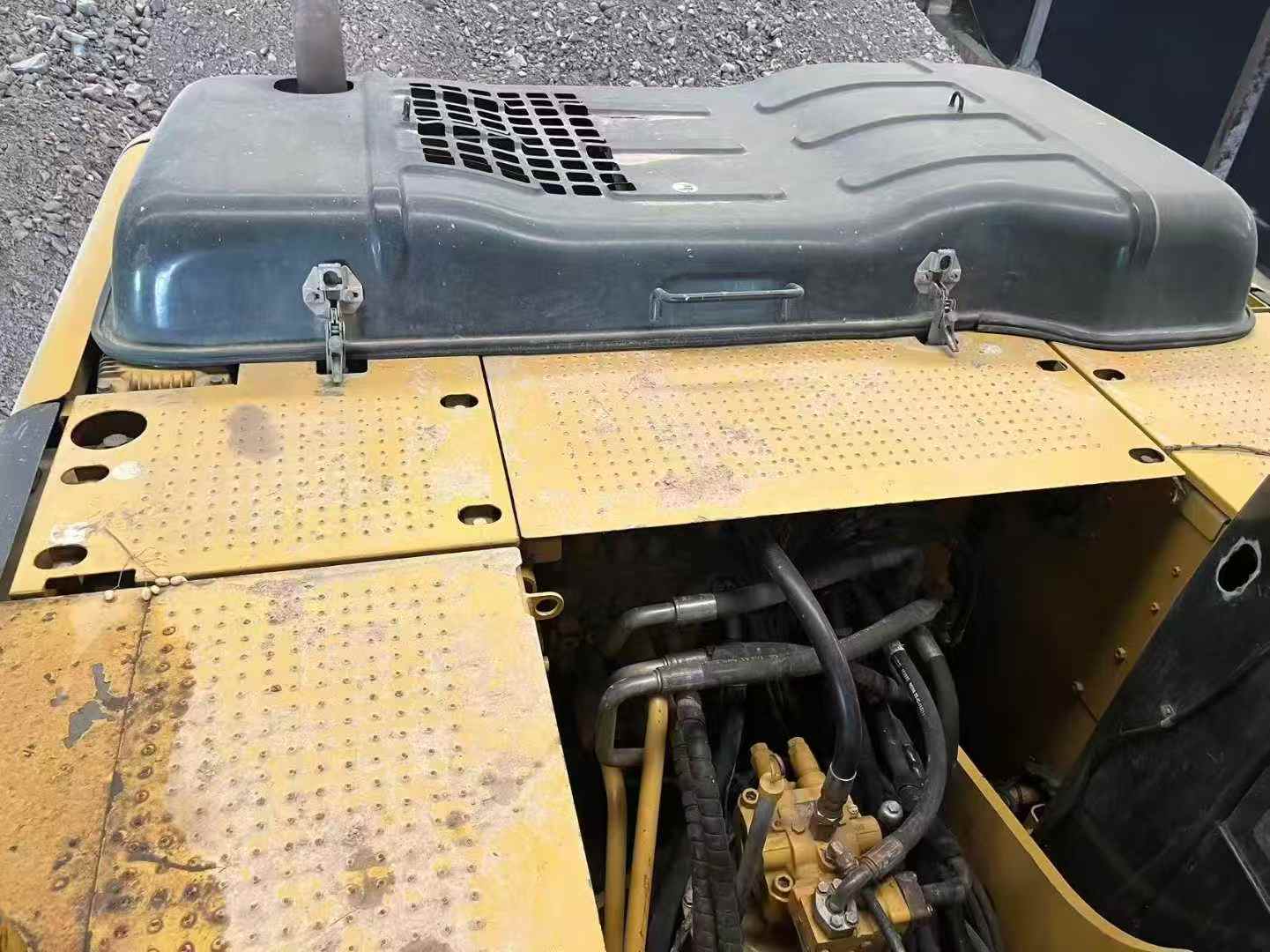 Used Caterpillar 320D Excavator 2014 Model / 4