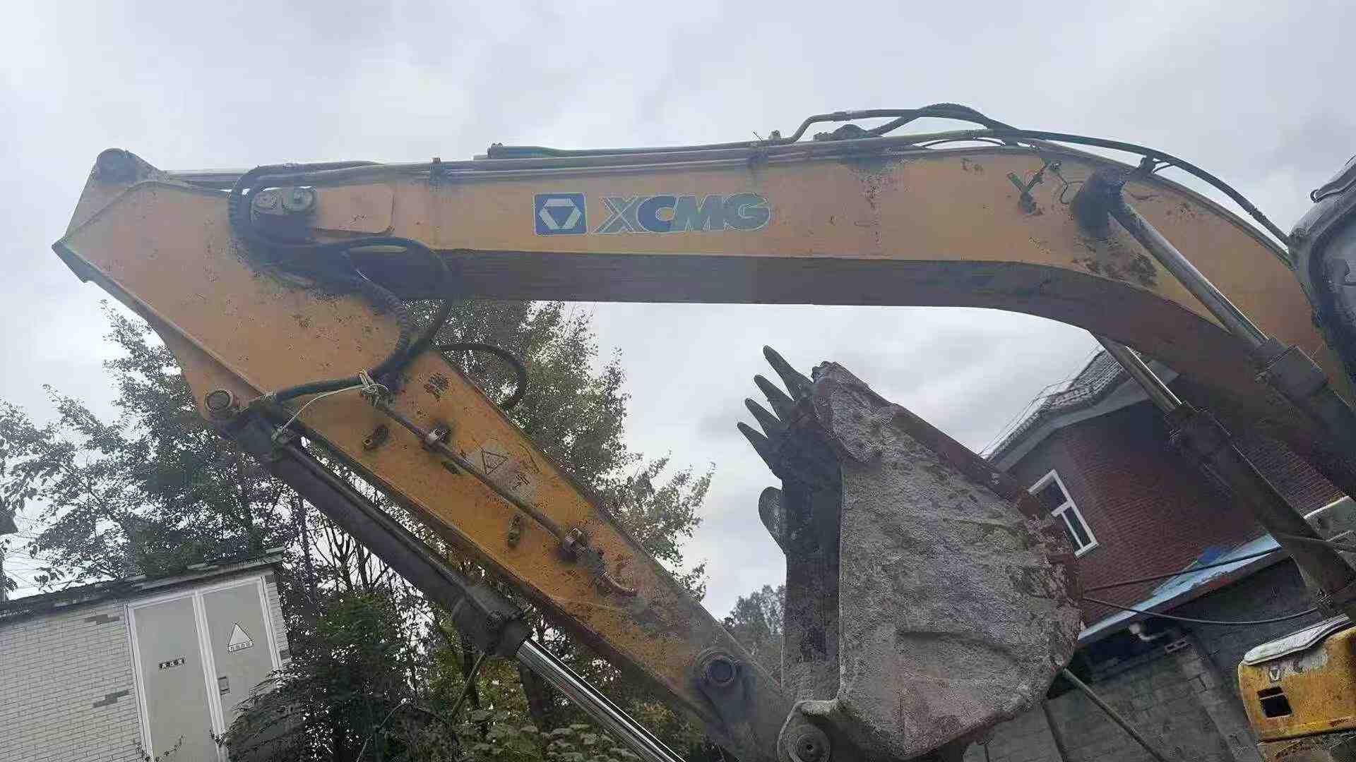 Used XCMG XE150 Excavator 2016 Model / 3