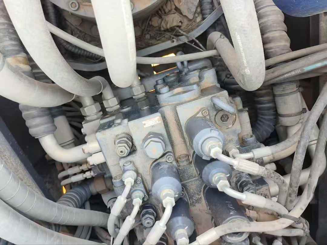 Used XCMG XE550DK Excavator 2022 Model / 9