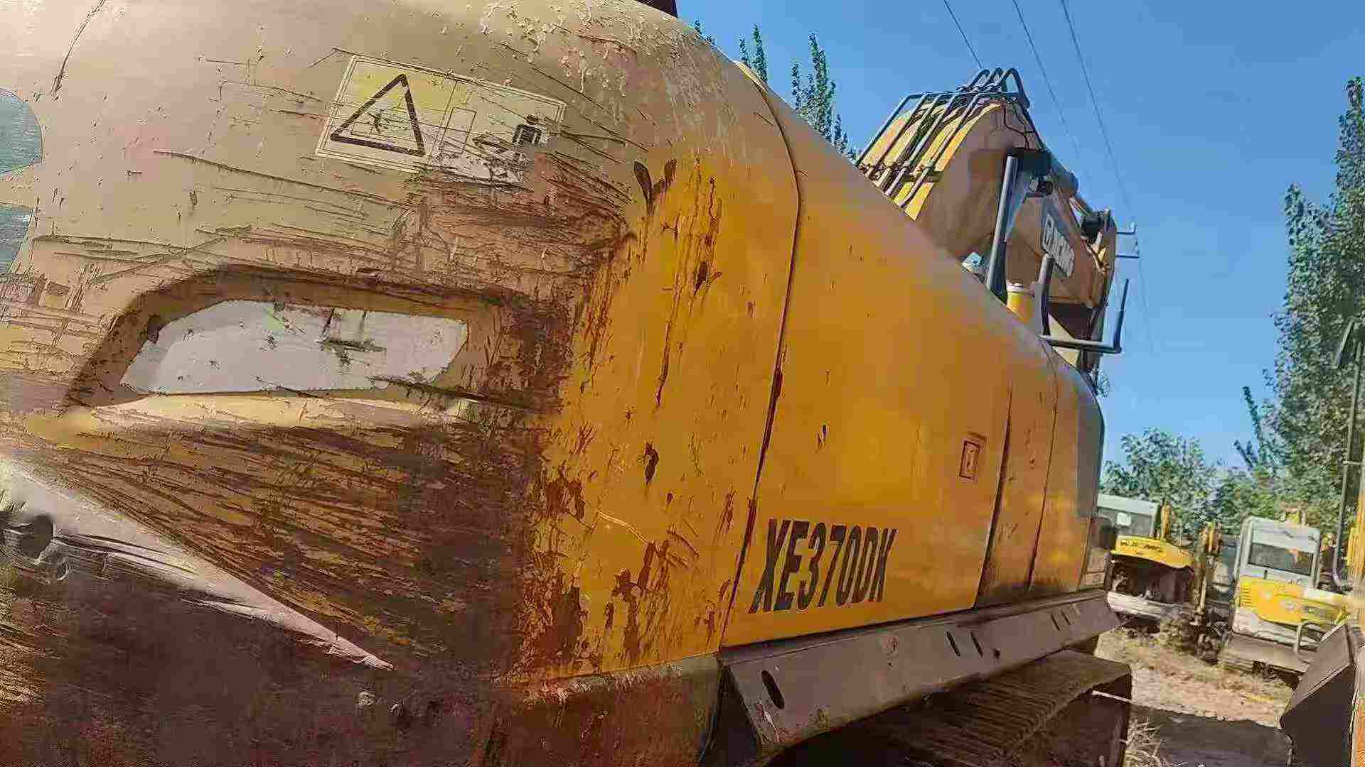 Used XCMG XE370DK Excavator 2019 Model / 4