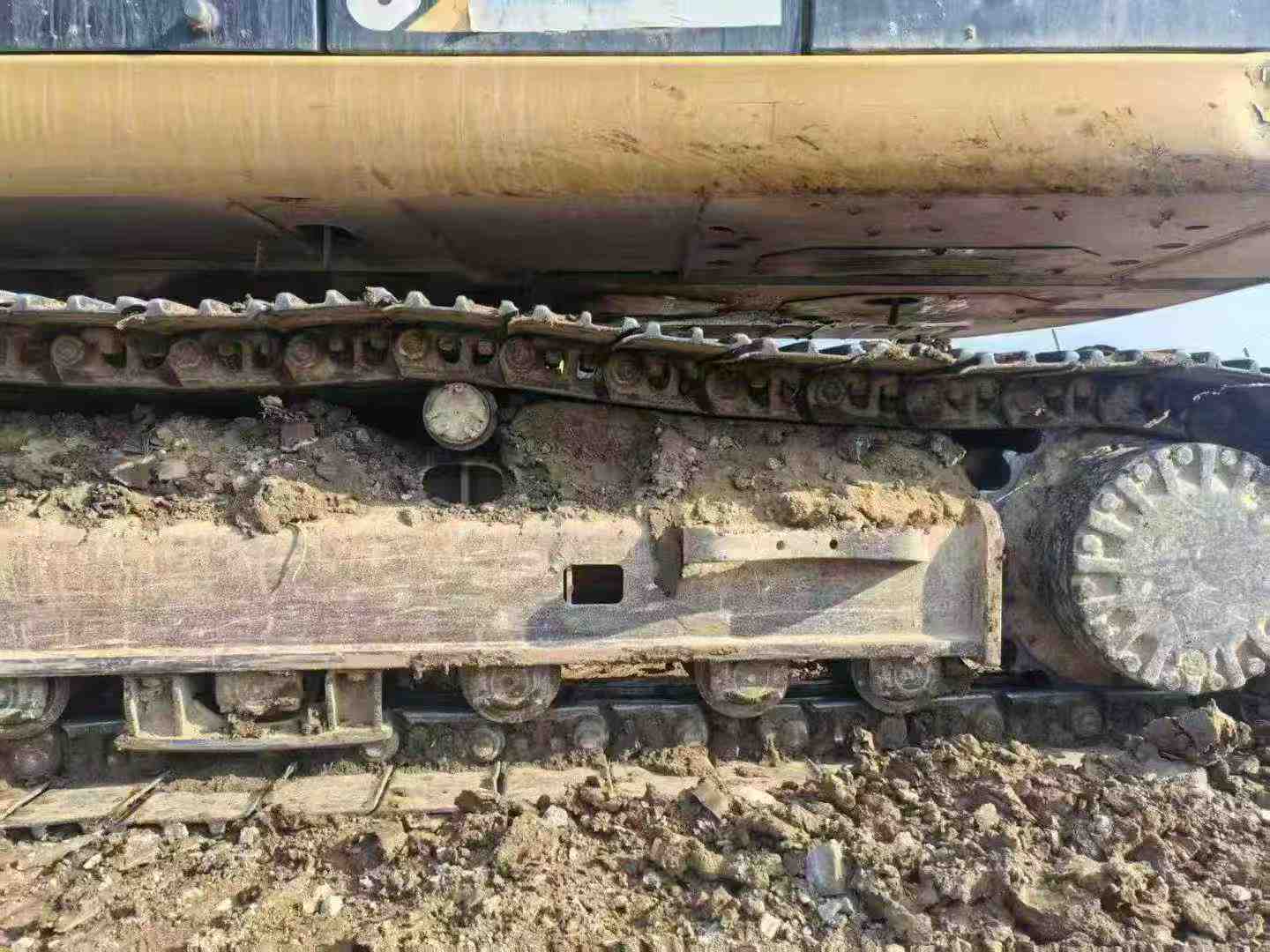 Used Caterpillar 323DL Excavator 2011 Model / 6