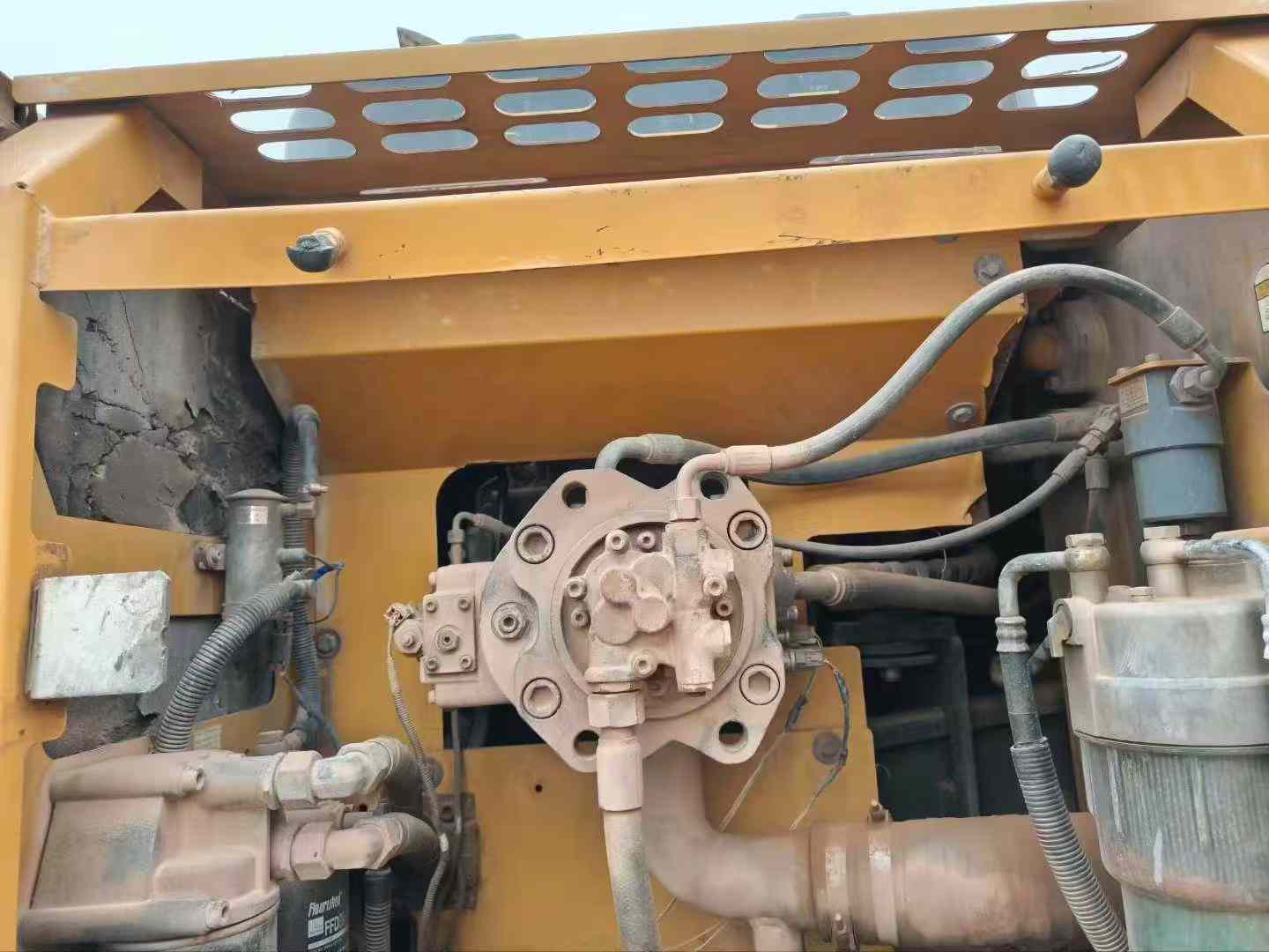 Used Sany SY200H Excavator 2021 Model / 8