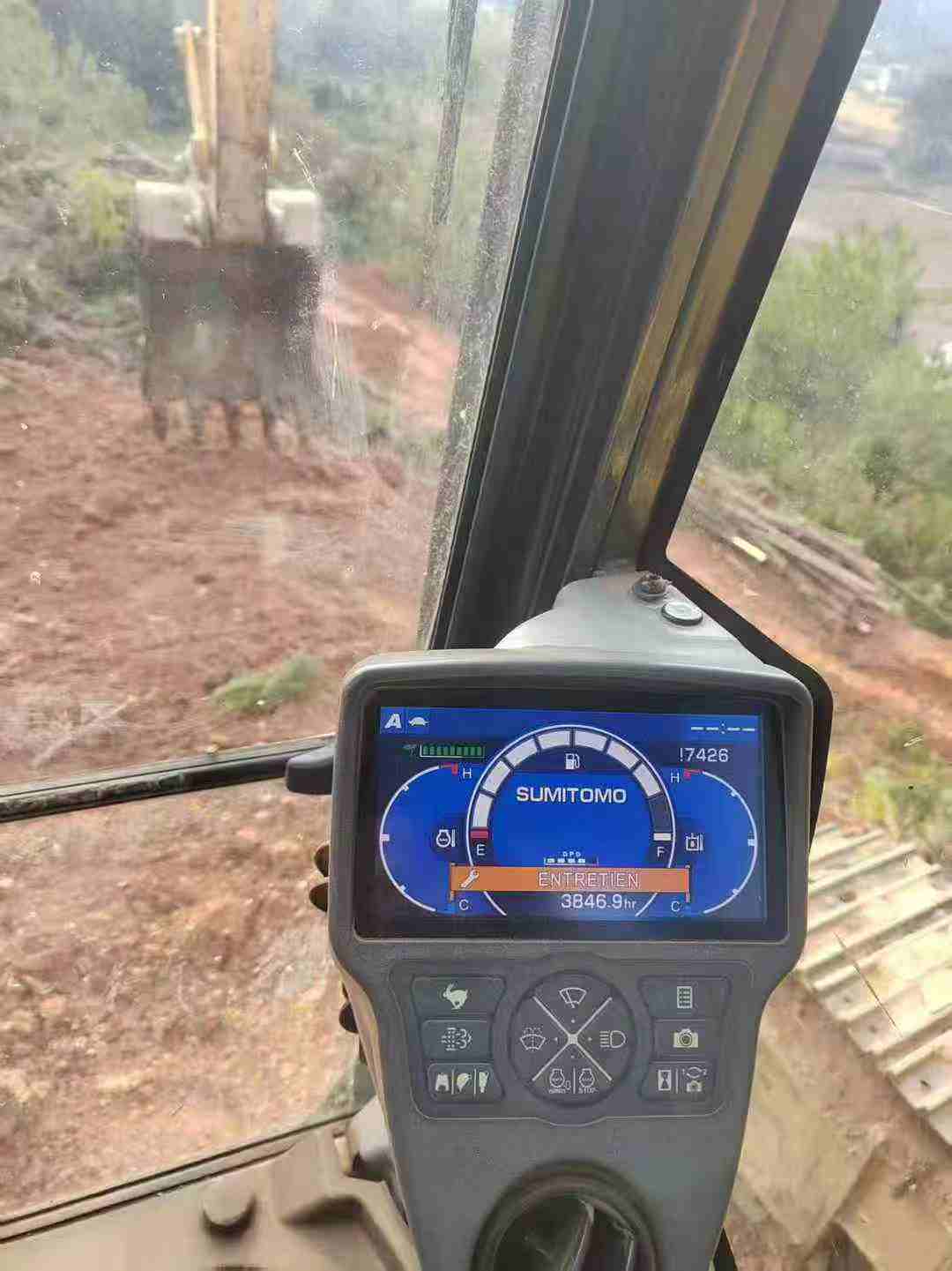 Used Sumitomo SH300 Excavator 2018 Model / 7