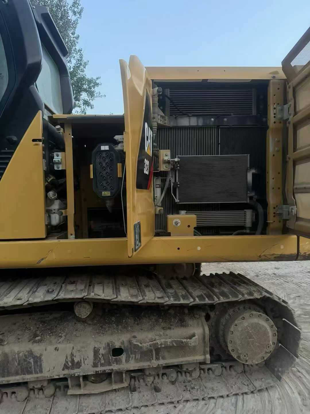 Used Caterpillar 323 Excavator 2019 Model / 6