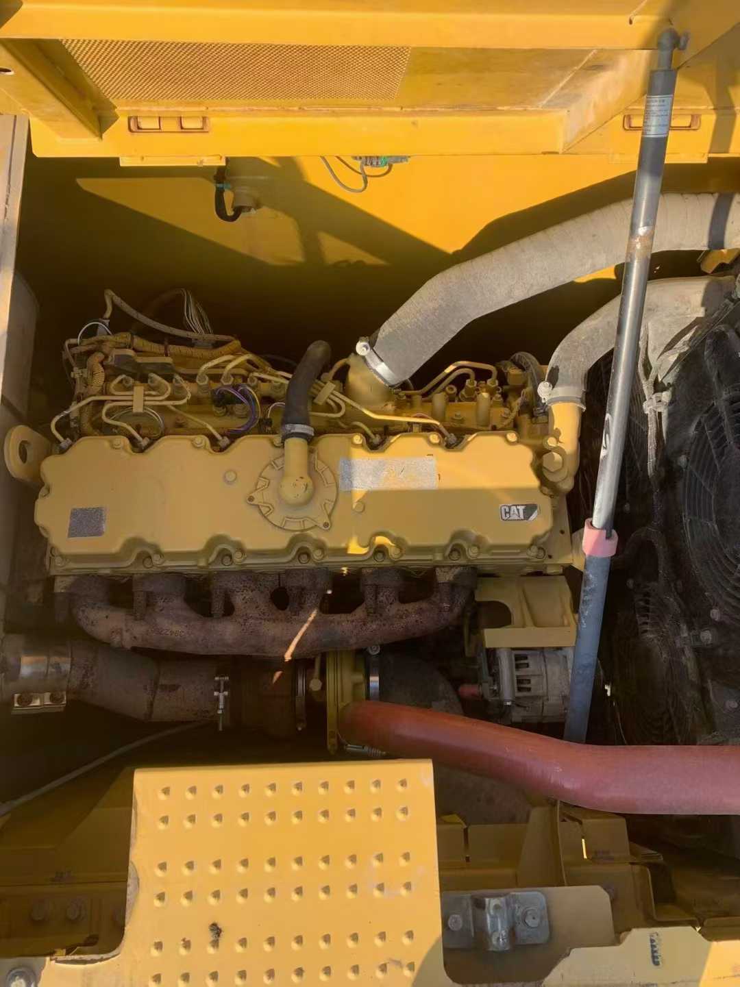 Used Caterpillar 323 Excavator 2018 Model / 8